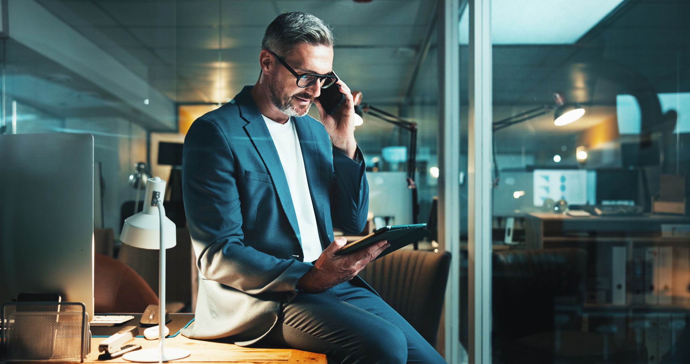 Business professional using Cloud Voice on a mobile phone