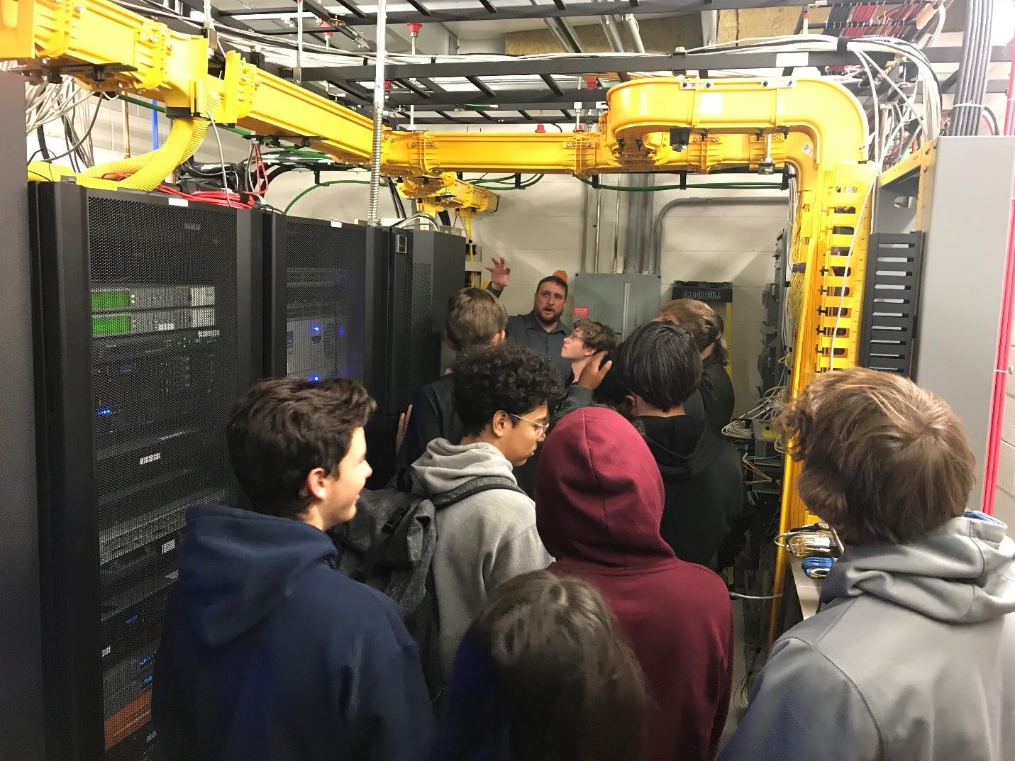 ALLO showing students allo's mainframes